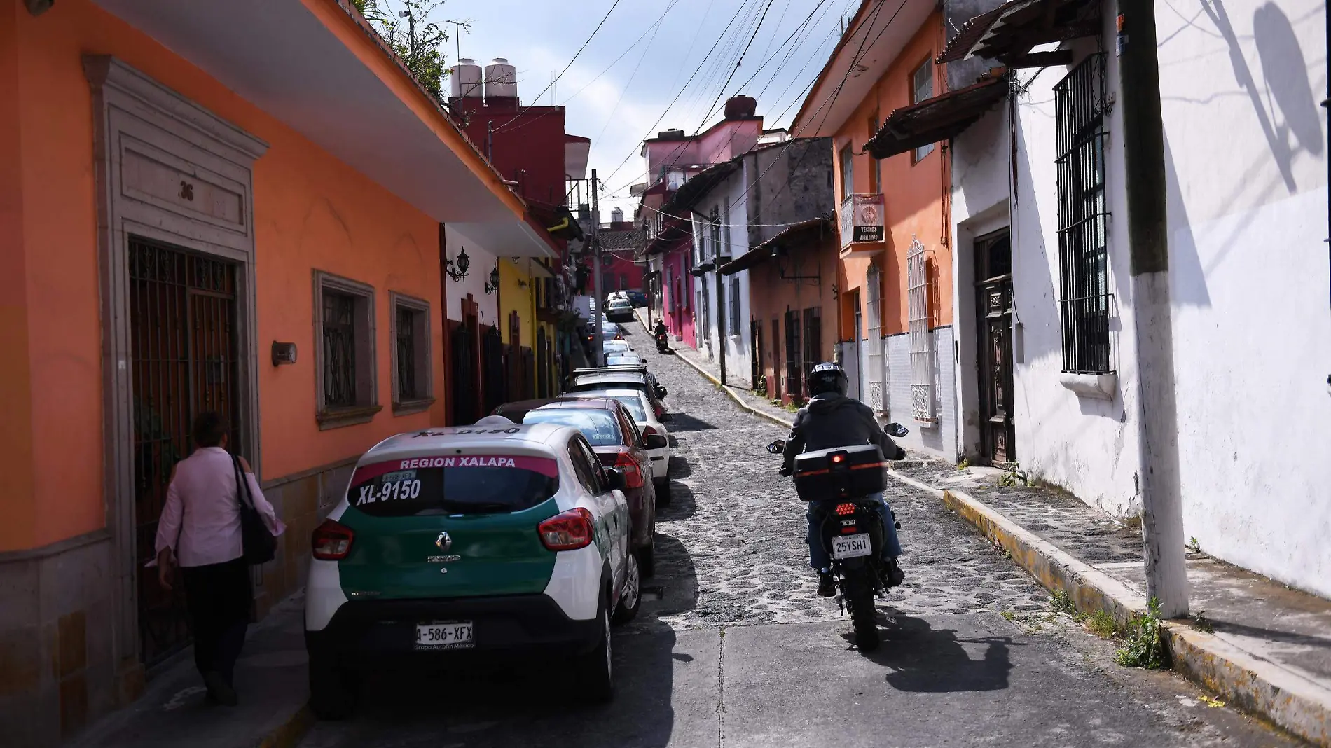 Casa abandonada en calle González Ortega de Xalapa